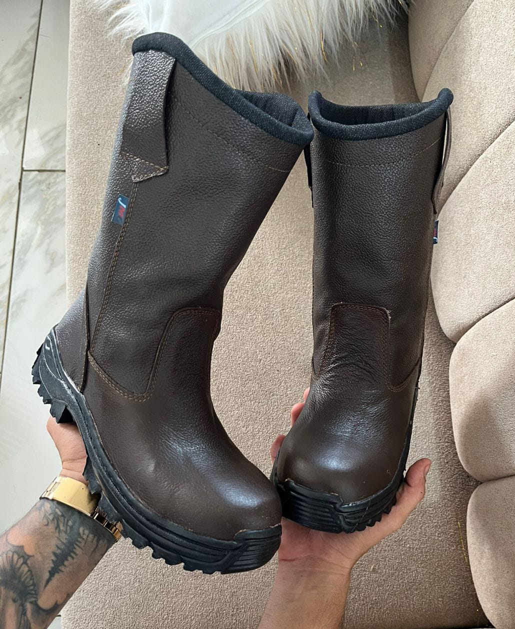 Bota SOLDADOR EN CUERO CAFE R-22