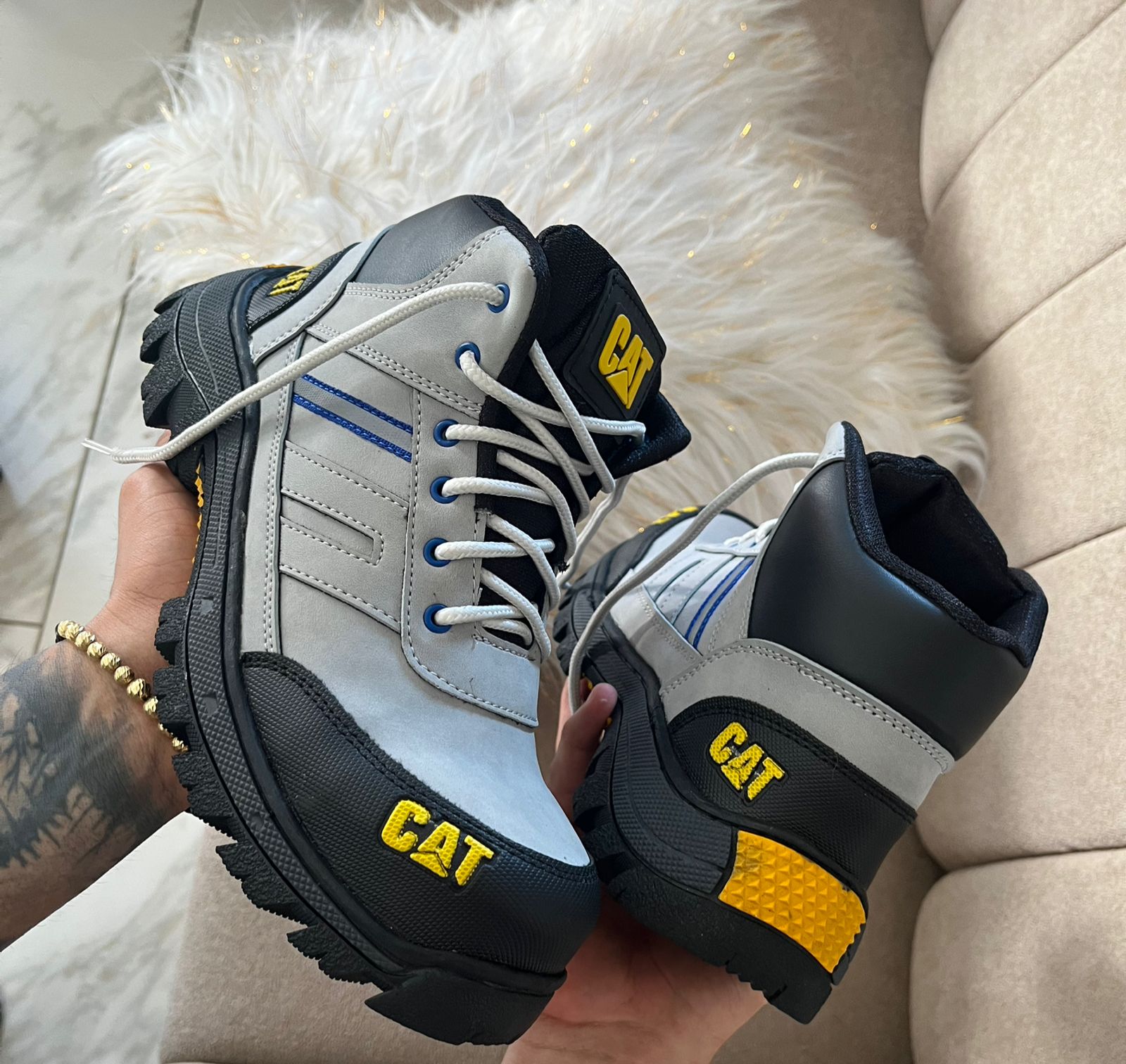 Bota CATERPILLAR GRIS X-70